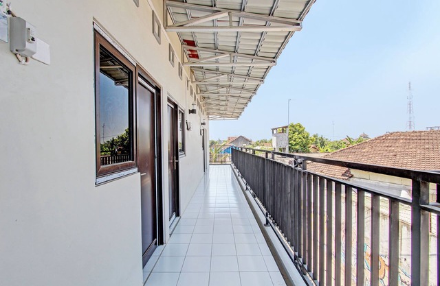 OYO 93050 Mi Casa Inn