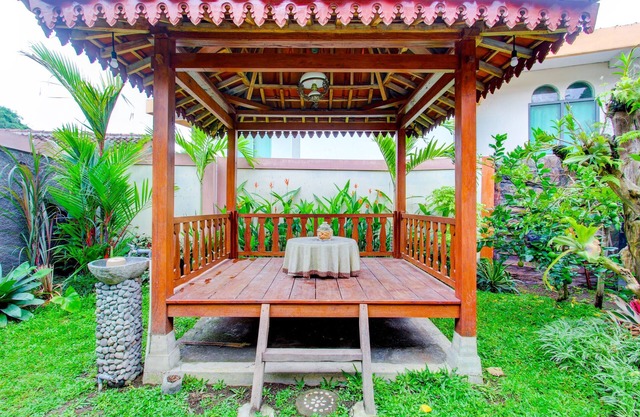 OYO 93789 Mbah Carik Homestay Syari'ah
