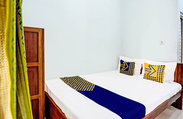 OYO 94022 Guest House Ayomi Syariah
