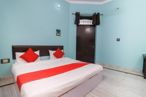 OYO Flagship 81142 Xpress Stays