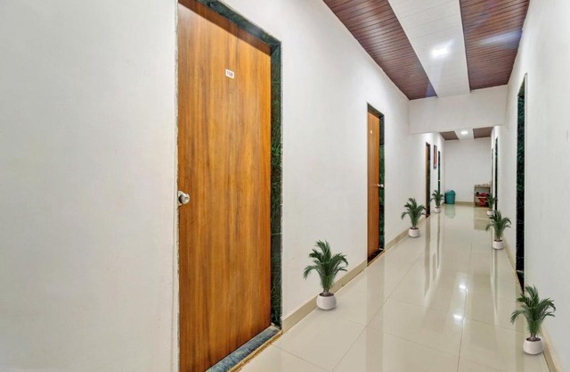 OYO Flagship Malhar Lodging & Boarding