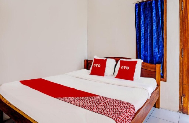 OYO Life 92021 Dua Putra Homestay Klayar