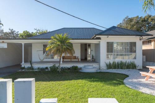Pacific Paradise - 4 Bedroom House Central Coast