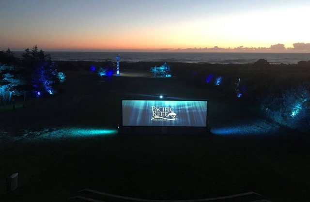 Pacific Reef Hotel & Light Show