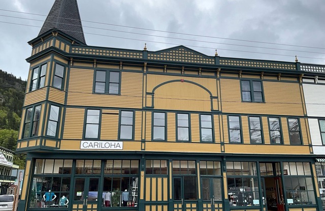 Pack Train Inn