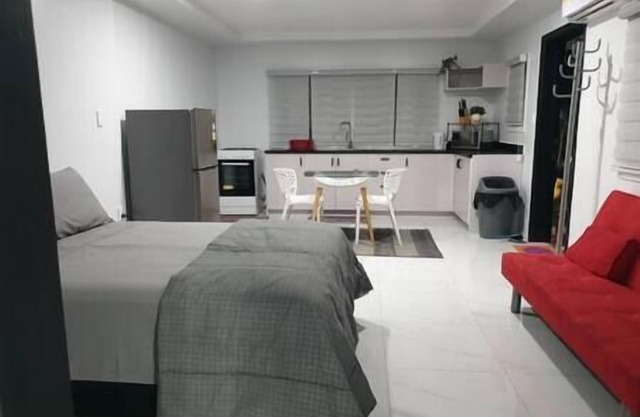 Palm Studio, Vaitele | Free-Wifi, Modern, Netflix, Aircon