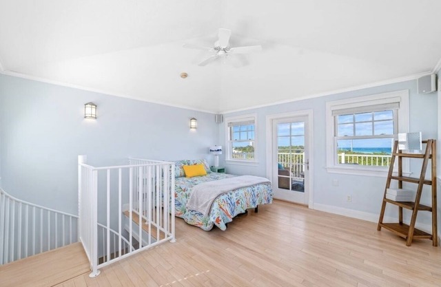 Panoramic ocean views steps away from Juno Beach!