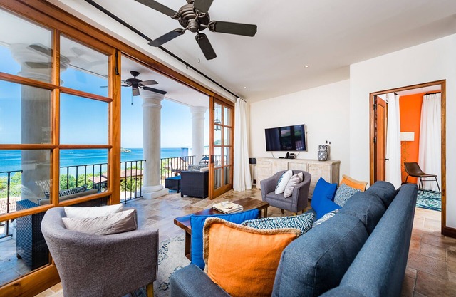 Panoramic Oceanview, Spectacular Sunset Balcony at Las Catalinas