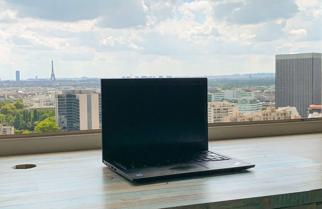 Panoramic view of Paris : Sublime appartement in Courbevoie