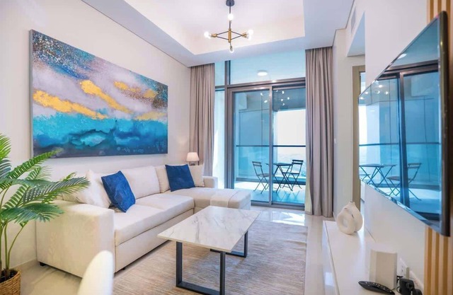 Panoramic Views - Business bay Sleeps 6