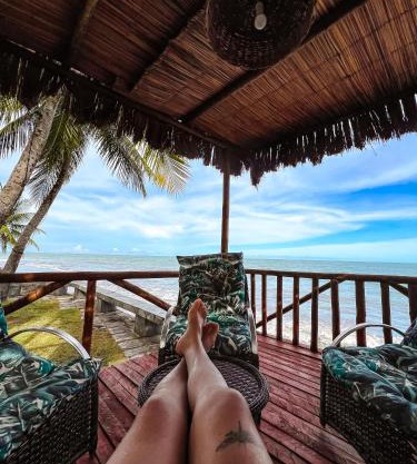 Paraíso de Tabuba - casa de aluguel por temporada - 32km de Maceió-AL - Pé na areia - 24h de Frente para o mar