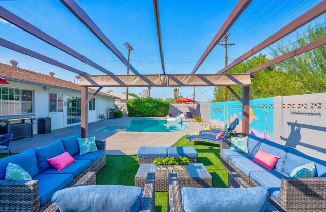 Paradise Palms I 7 min to Old Town I Heated Pool