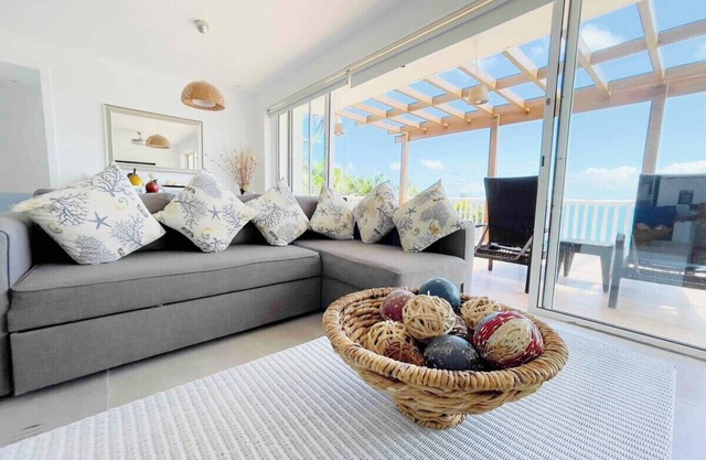 *Paradise * Retreat * Peace * Relaxation*