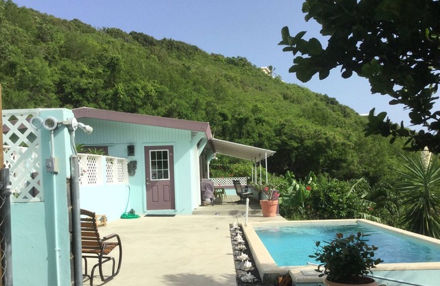 Paradise Solitude - Fabulous Carribean sea view & breeze with cooling pool