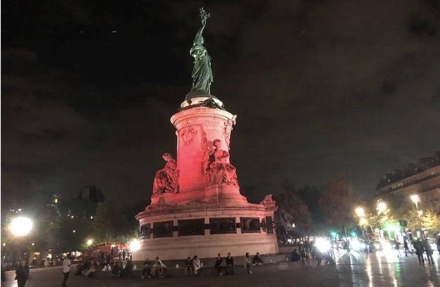 Paris 11: Appartement Entre République et Bastille