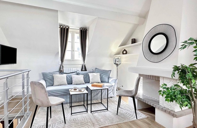 Paris 6th arrondissement: Magnificent Duplex in the Heart of Saint-Germain