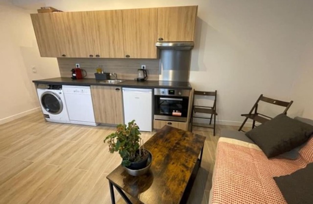 Paris Nordmann superbe appartement 2 pièces