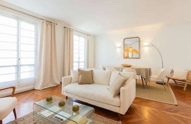 Parisian Home | 305381 | 3 chambres|Quartier Latin