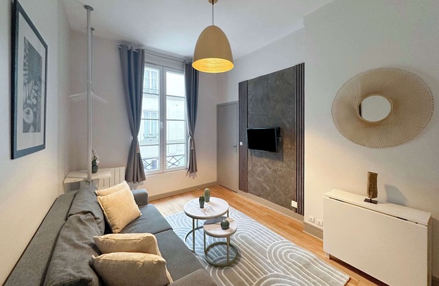 Parisian retreat, Champs-Elysees area