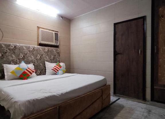 PARK HOTEL