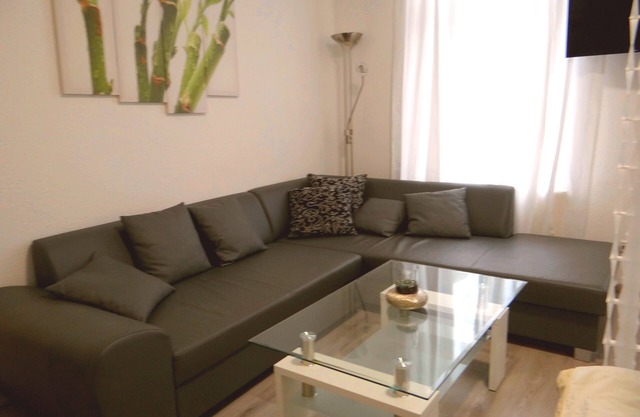 Parthesuite - in a listed Wilhelminian style building near the city center