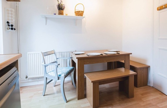 Pass the Keys | Cosy SE London house near tube line