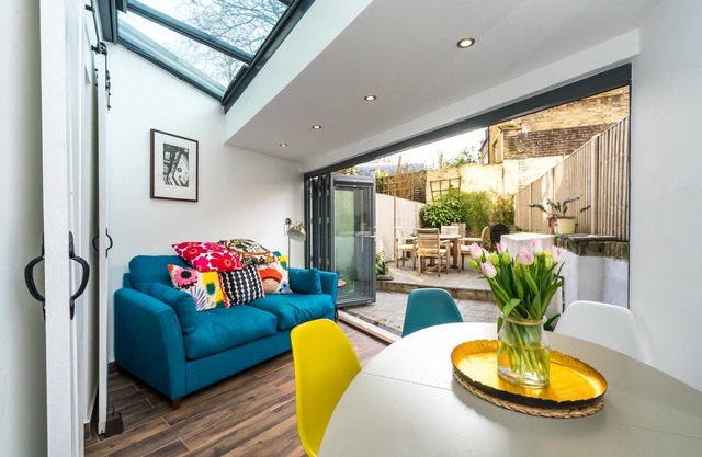 Pass the Keys | Modern & Stylish Garden Home in Islington