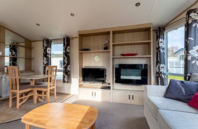 Pass the Keys | Wilksworth - Lovely 2 bedroom caravan in a perfect location