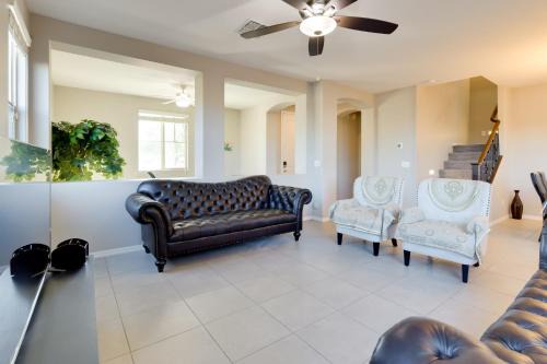 Patio and Balcony Spacious Gilbert Getaway!