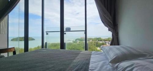PD Dwharf The Bay Oceanview Suite