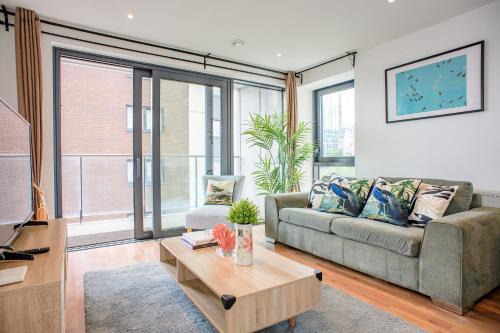 Peaceful, cosy - modern 2BR - 2Bathroom Flat in Canary Wharf