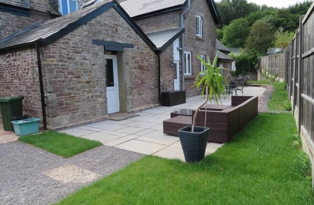Peaceful Country Cottage in the Forest of Dean