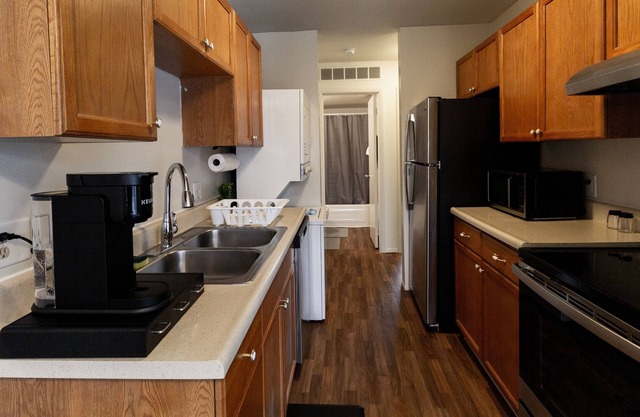 Peaceful retreat minutes away from U of M. Newly furnished!