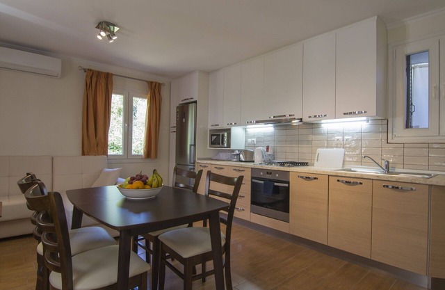 Peaceful Studio in the village of Lakka