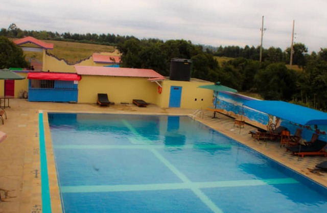 Peak Leaders Hotel