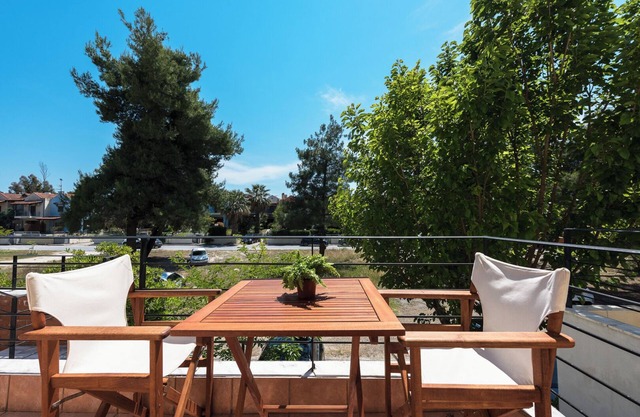 Pefkohori Del Sol by Luxlikehome