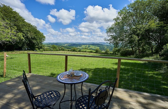 Pencastell Views Pod with Stunning Views