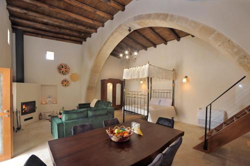 Pentasino Traditional House