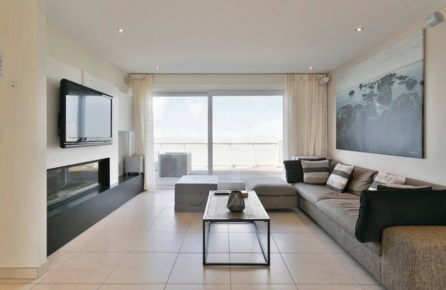Penthouse in Blankenberge near the Sea