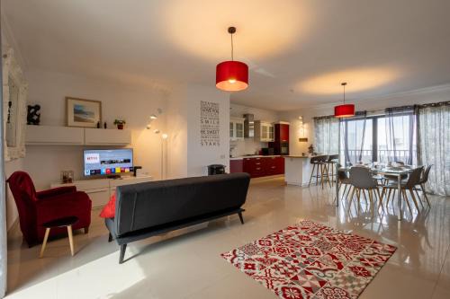 Penthouse Near Paceville with Private Terrace by QuickTrips