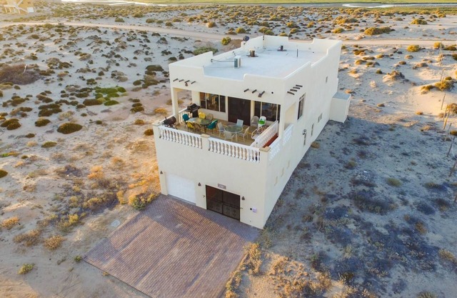 Per Guest Specials! Casa Del Sol, Almost Beachfront, Sleeps 20!