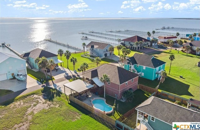 Perfect getaway for all! Fish and hunt with all the comforts of home!