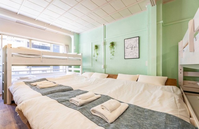 Perfect location for sightseeing Maximum 8 people 9 minutes walk from Nihonbashi StationMB4 - Matsuyamachi Building 4F/Osaka Ōsaka