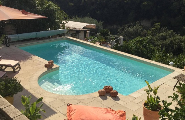 Perfect place to escape from routine in the heights of Nice