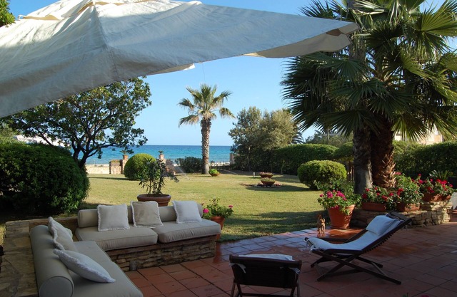 Perla Marina Independent beachfront villa - Fat Bike/Sea Kayak rental
