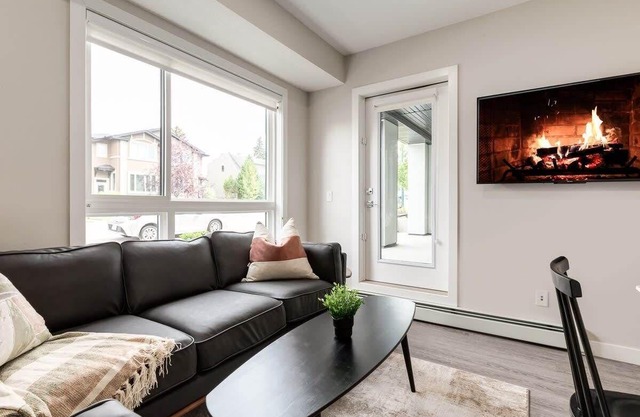 Pet Friendly Apartment w/Free Underground Parking