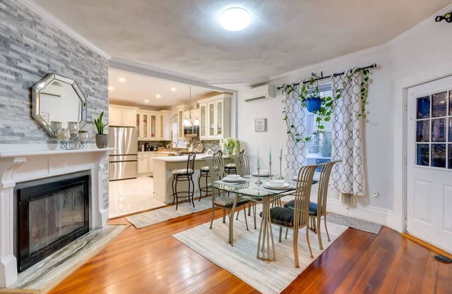 Pet-Friendly Salem Apartment w/Shared Deck!