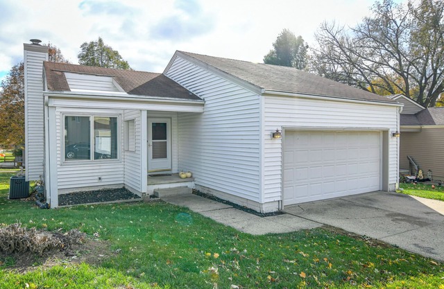 Pet-Friendly Urbandale Home ~ 8 Mi to Des Moines!
