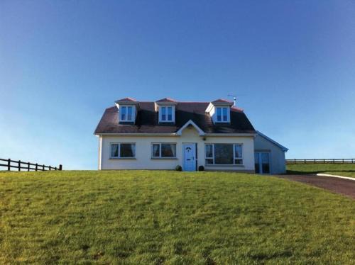 PetFriendly- Sleeps15- LargeGarden- Lake District