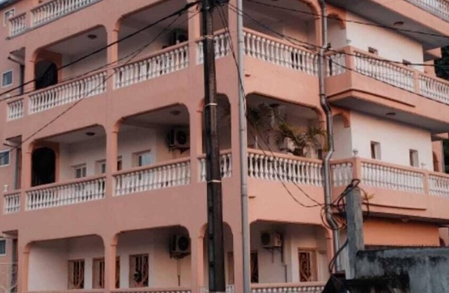 Petit Paradis a Libreville